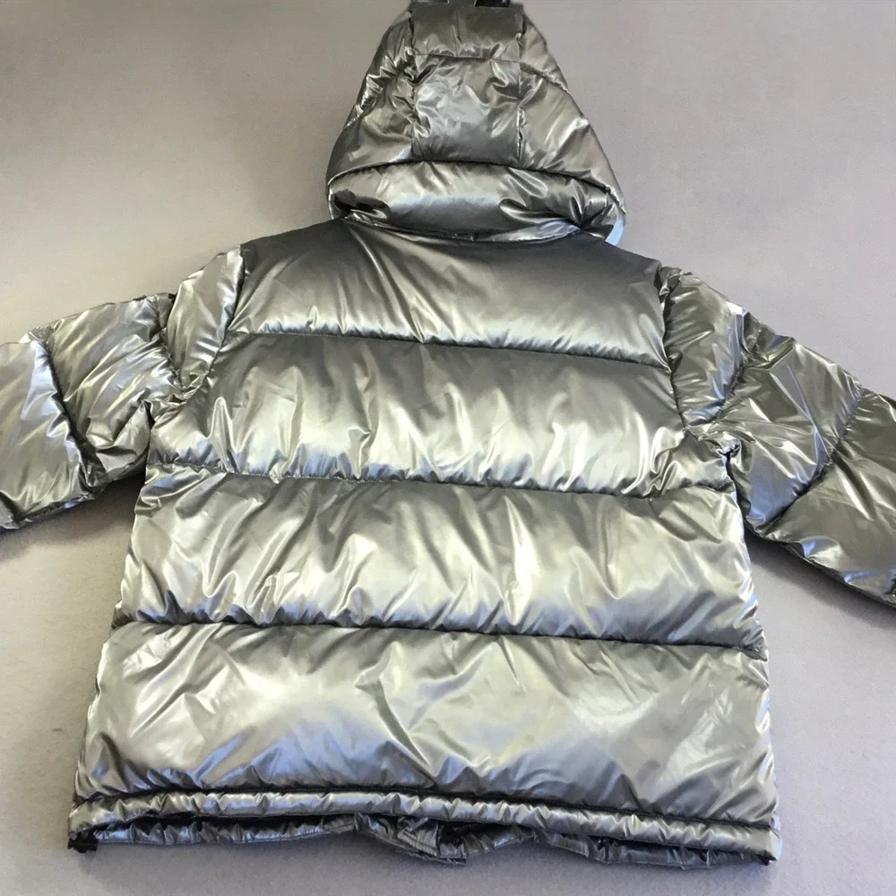 BCBG Paris Metallic Silver Hooded Puffer Jacket Quilted Winter woman's M Coat